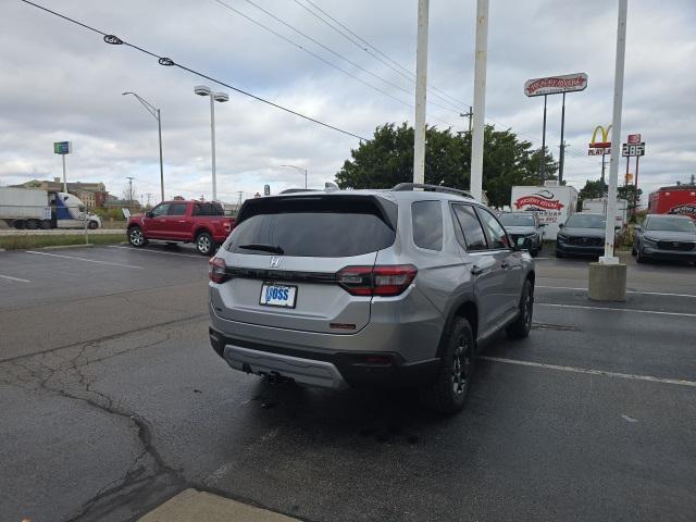 new 2025 Honda Pilot car, priced at $48,500