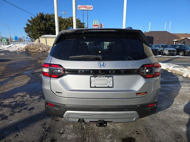 used 2025 Honda Pilot car, priced at $44,900