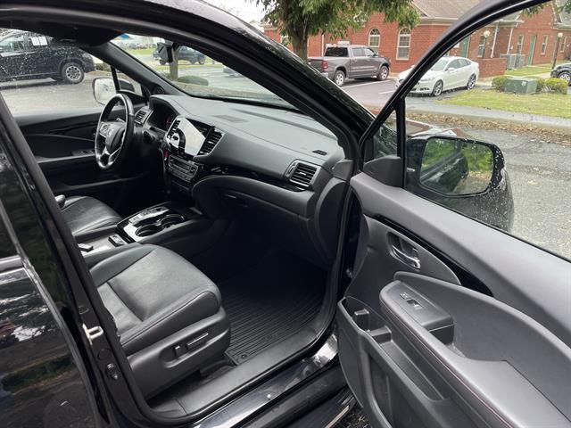 used 2020 Honda Pilot car, priced at $27,500