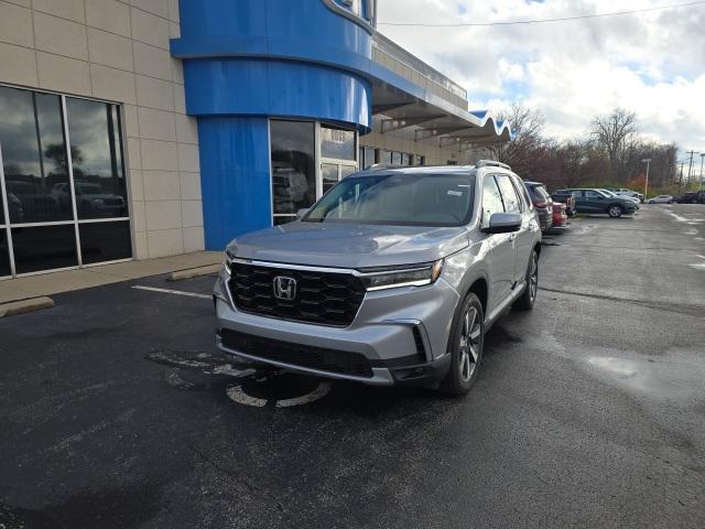 new 2025 Honda Pilot car, priced at $48,500