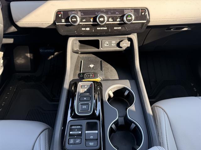 used 2025 Honda Pilot car, priced at $44,900