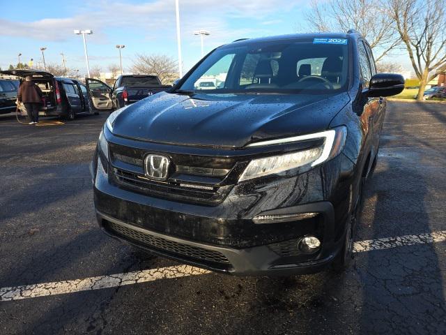 used 2022 Honda Pilot car, priced at $37,900