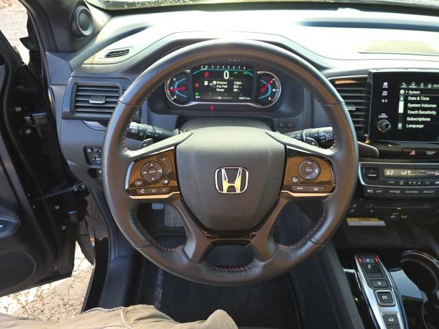 used 2022 Honda Pilot car, priced at $37,900