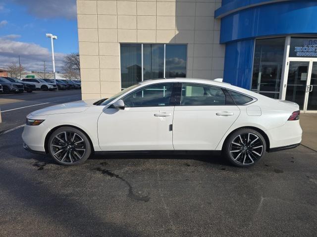 new 2024 Honda Accord Hybrid car, priced at $37,617