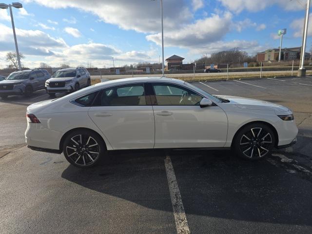 new 2024 Honda Accord Hybrid car, priced at $37,617