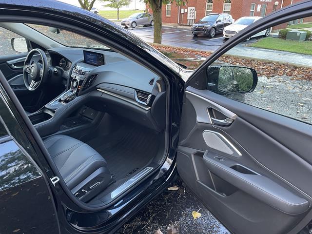 used 2024 Acura RDX car, priced at $36,900