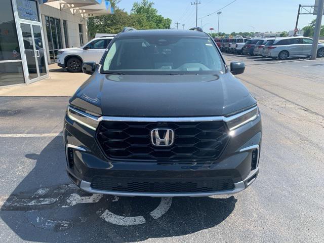 new 2025 Honda Pilot car, priced at $53,000