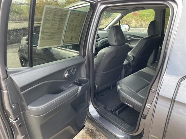 used 2023 Honda Ridgeline car, priced at $32,900