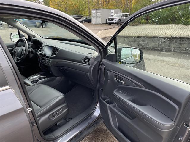 used 2023 Honda Ridgeline car, priced at $32,900