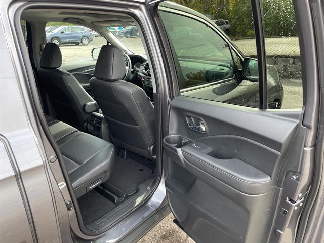 used 2023 Honda Ridgeline car, priced at $32,900