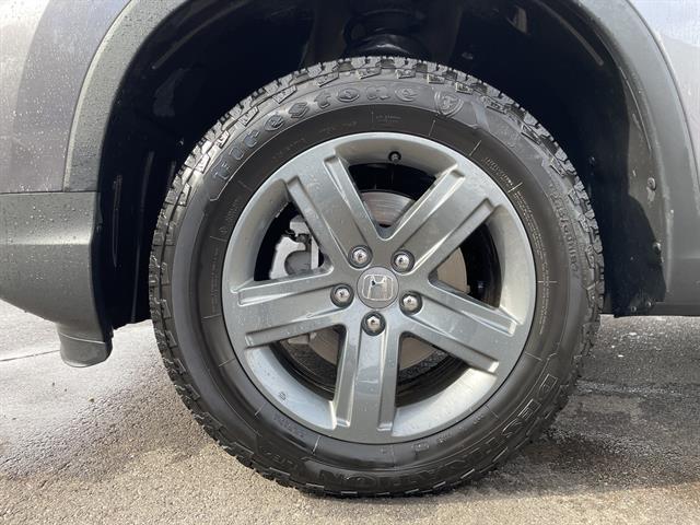 used 2023 Honda Ridgeline car, priced at $32,900