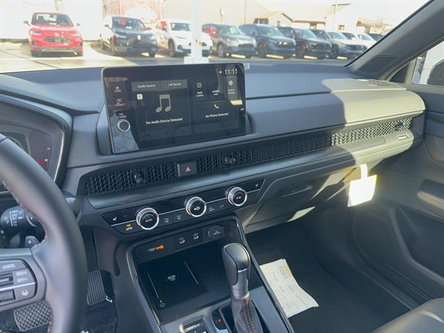 new 2026 Honda CR-V Hybrid car, priced at $41,675