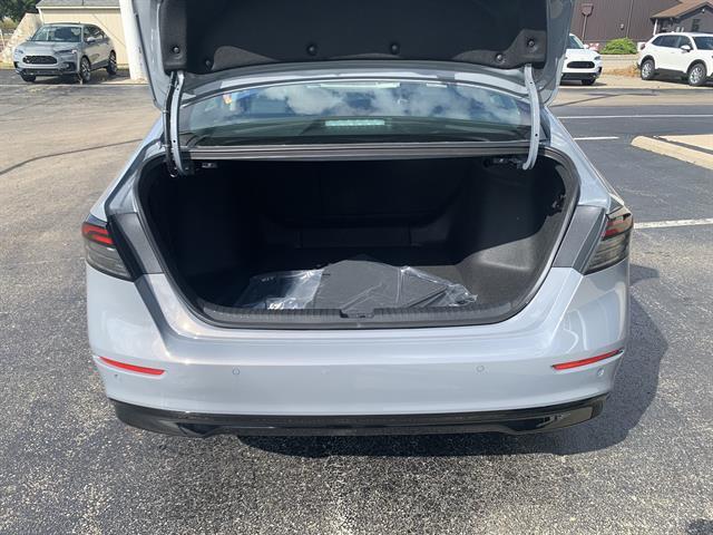 new 2025 Honda Accord Hybrid car, priced at $38,300