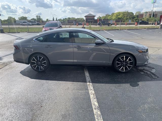 new 2025 Honda Accord Hybrid car, priced at $38,300