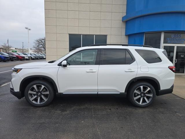 new 2025 Honda Pilot car, priced at $53,500