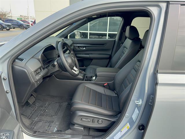 new 2026 Honda CR-V Hybrid car, priced at $40,800