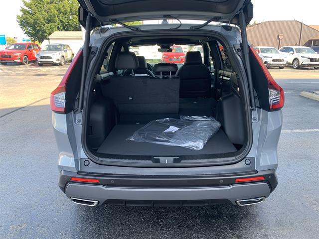 new 2026 Honda CR-V Hybrid car, priced at $40,700