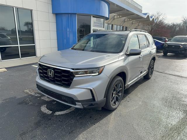 new 2025 Honda Pilot car, priced at $49,000