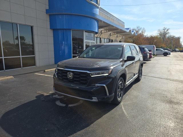 new 2025 Honda Pilot car, priced at $47,400