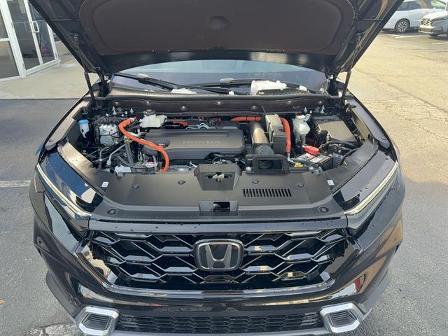 new 2026 Honda CR-V Hybrid car, priced at $43,700