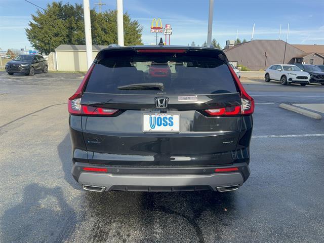 new 2026 Honda CR-V Hybrid car, priced at $43,700