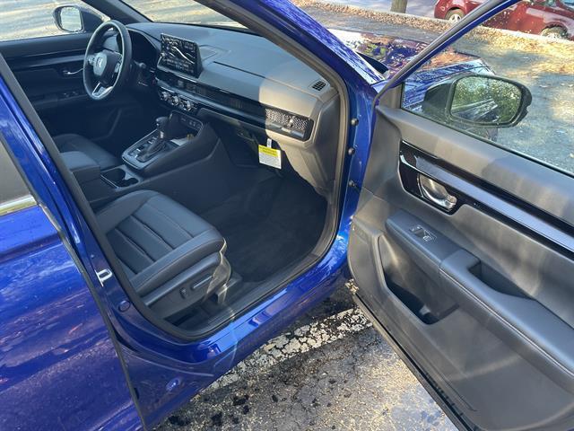 used 2025 Honda CR-V Hybrid car, priced at $38,700