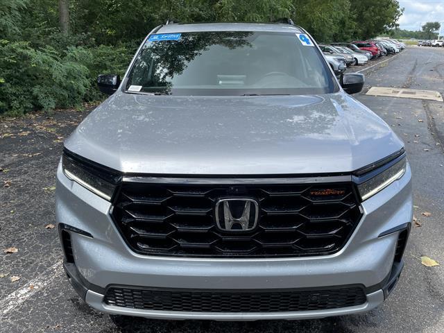 used 2024 Honda Pilot car, priced at $41,400