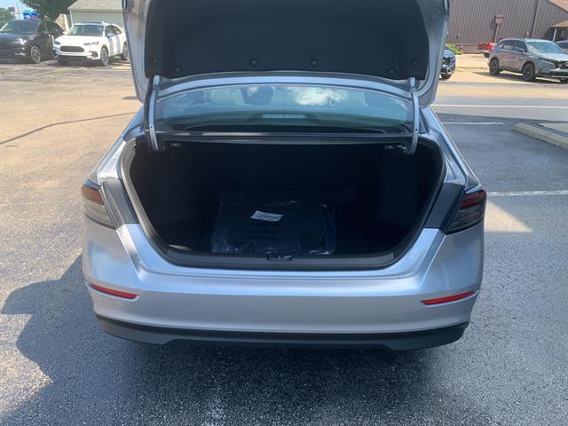 new 2025 Honda Accord Hybrid car, priced at $33,300