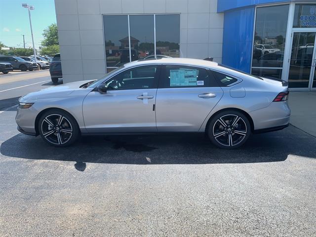 new 2025 Honda Accord Hybrid car, priced at $33,300