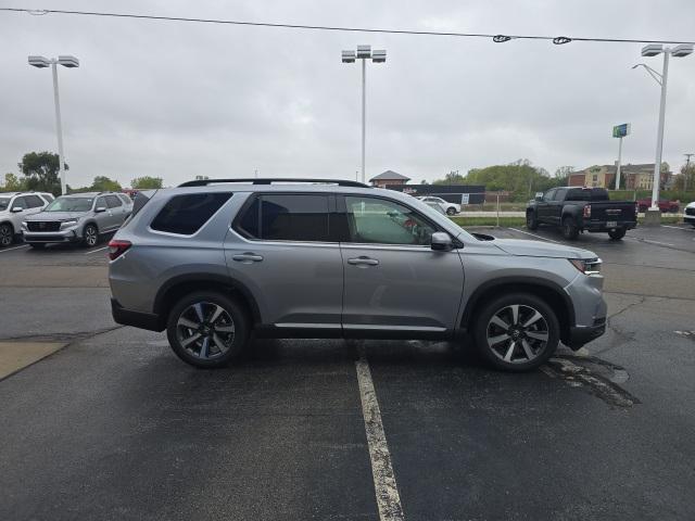 new 2025 Honda Pilot car, priced at $48,500