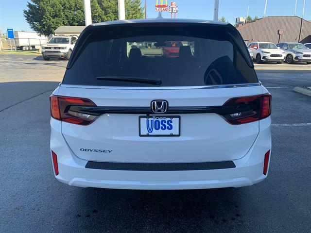 new 2026 Honda Odyssey car, priced at $43,500