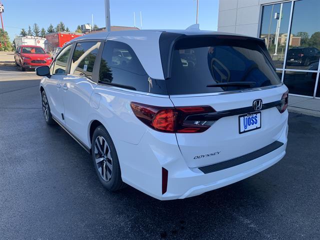 new 2026 Honda Odyssey car, priced at $43,500