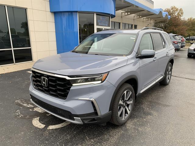 new 2025 Honda Pilot car, priced at $49,500
