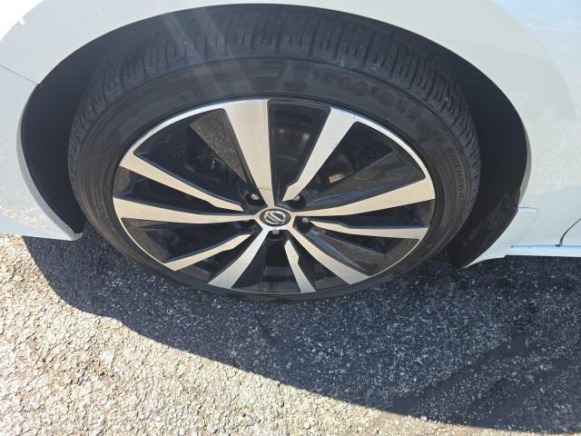 used 2019 Nissan Altima car, priced at $18,900