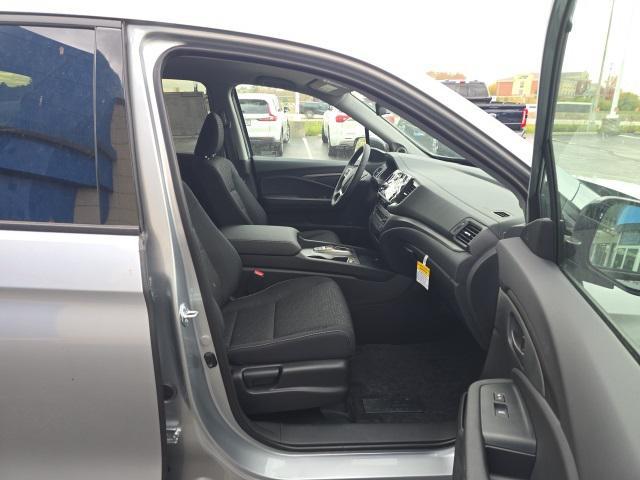 used 2025 Honda Ridgeline car, priced at $35,800