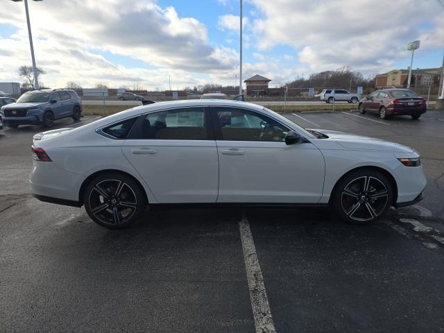 new 2025 Honda Accord Hybrid car, priced at $33,600