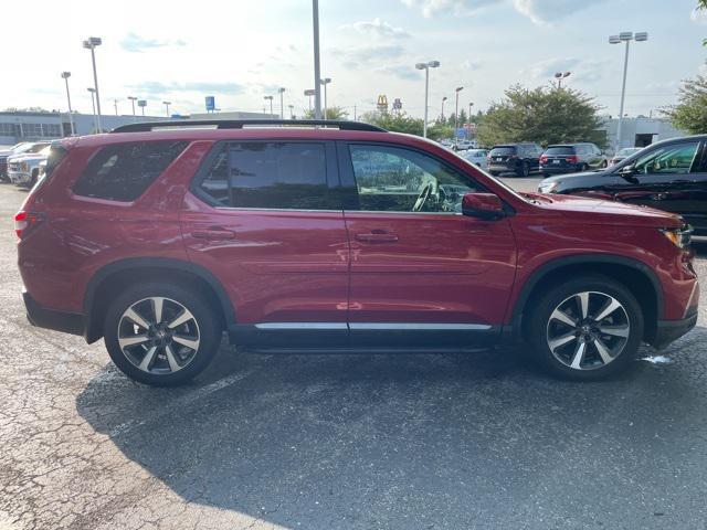 used 2024 Honda Pilot car, priced at $44,900