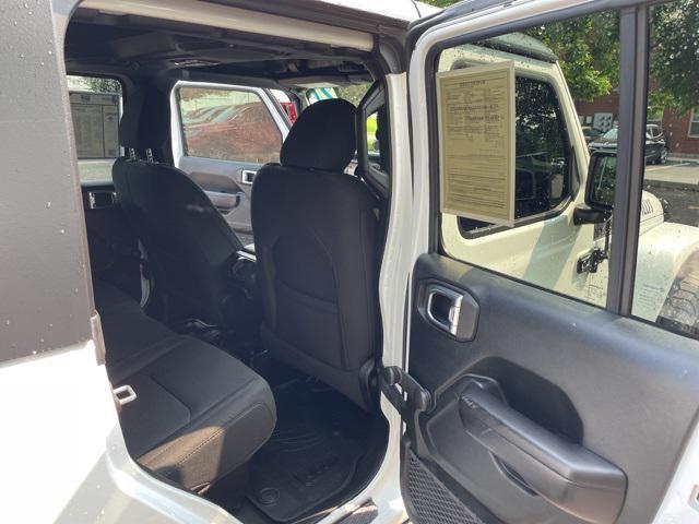 used 2021 Jeep Gladiator car, priced at $27,500