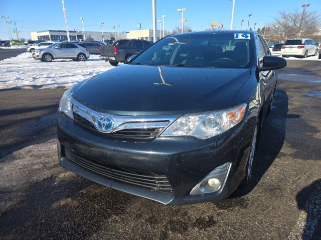 used 2014 Toyota Camry Hybrid car, priced at $14,800