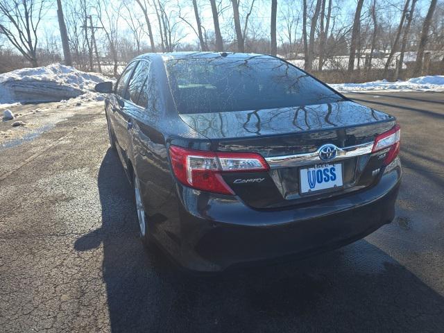 used 2014 Toyota Camry Hybrid car, priced at $14,800