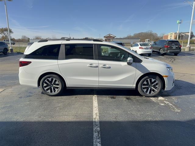 new 2026 Honda Odyssey car, priced at $45,340