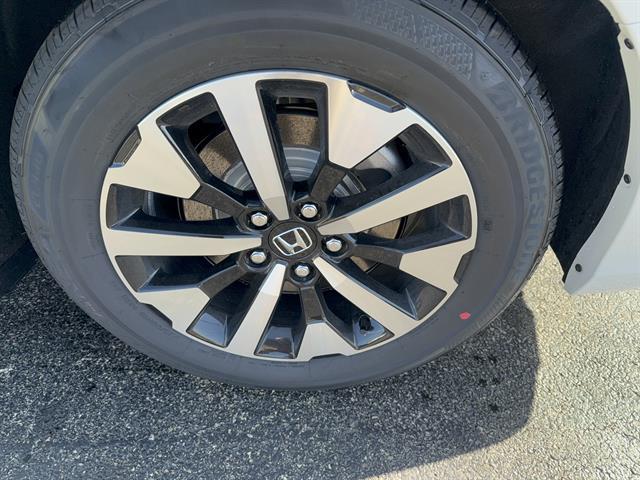 new 2026 Honda Odyssey car, priced at $45,340