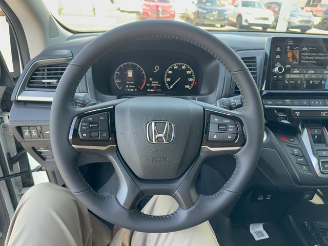 new 2026 Honda Odyssey car, priced at $45,340