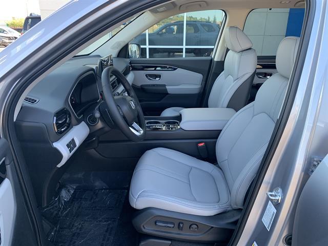 new 2025 Honda Pilot car, priced at $49,000