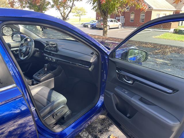 used 2023 Honda CR-V car, priced at $32,750