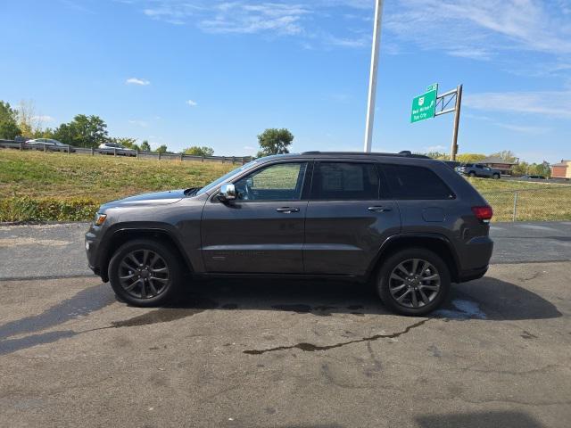 used 2016 Jeep Grand Cherokee car, priced at $15,750