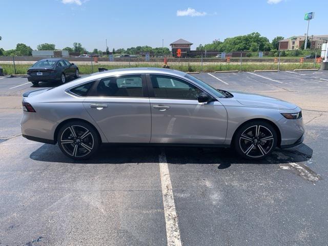 new 2025 Honda Accord Hybrid car, priced at $33,300