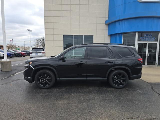 new 2025 Honda Pilot car, priced at $53,200