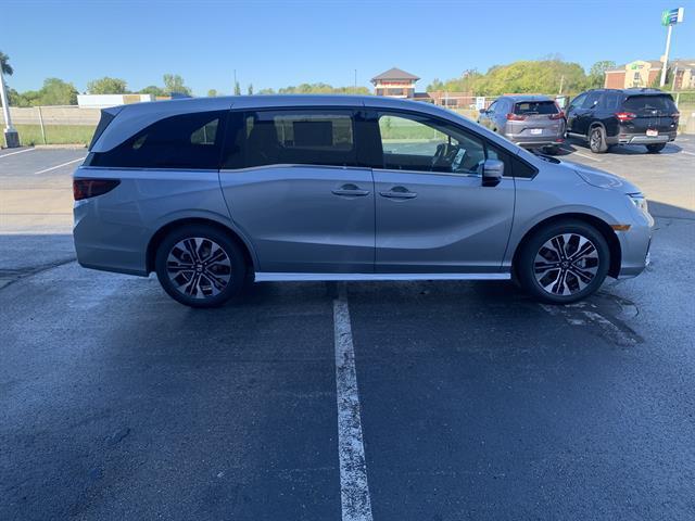 new 2026 Honda Odyssey car, priced at $49,900