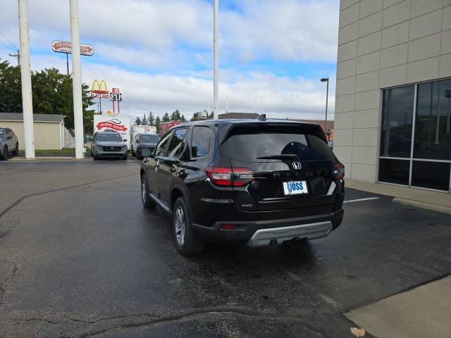 new 2025 Honda Pilot car, priced at $45,500